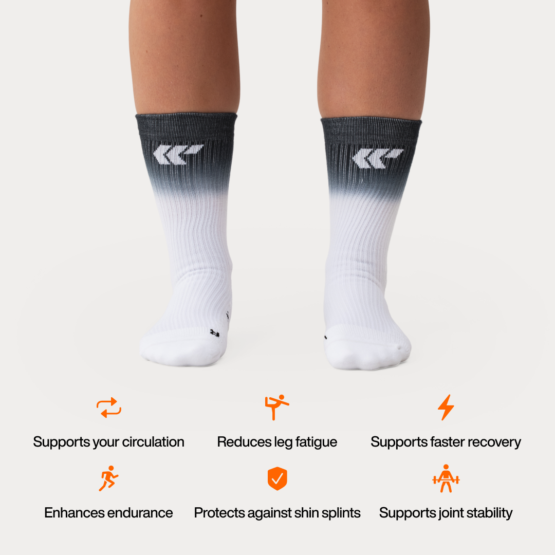 #Color_Black-gradient